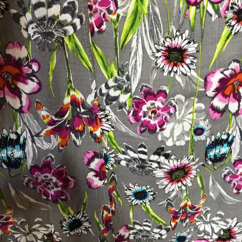 Beautiful Skirt with Belt- Like New! - Picture 5 of 8